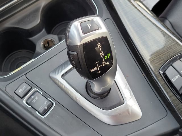 Used 2017 BMW 320i Sedan image 21