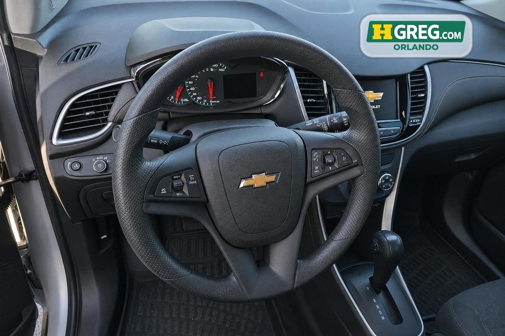 Used 2022 Chevrolet Trax LS w/ Tint and Cruise Package FWD image 13