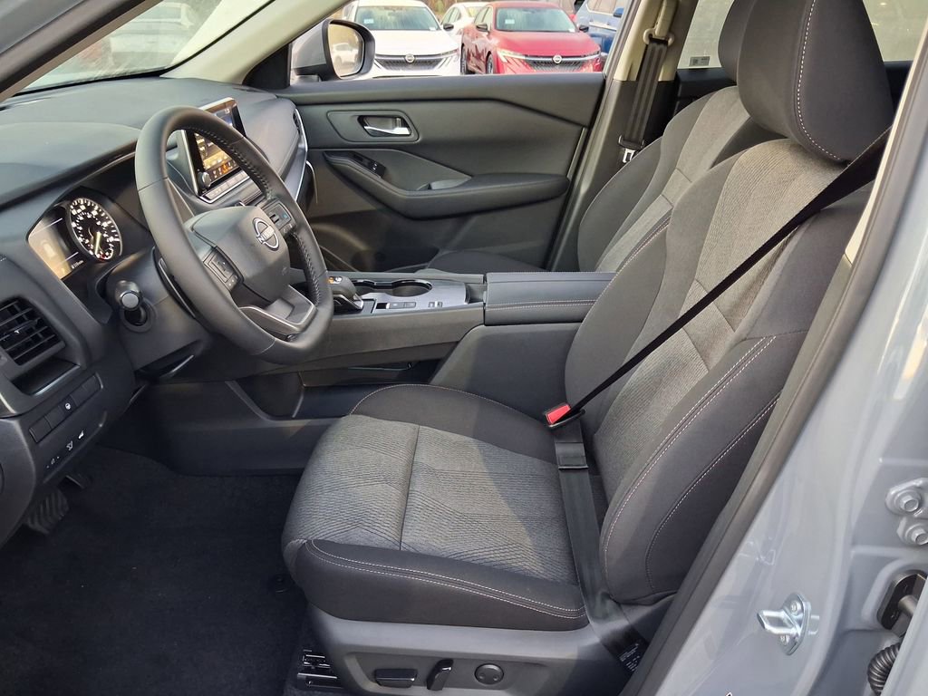 New 2026 Nissan Rogue SV image 7