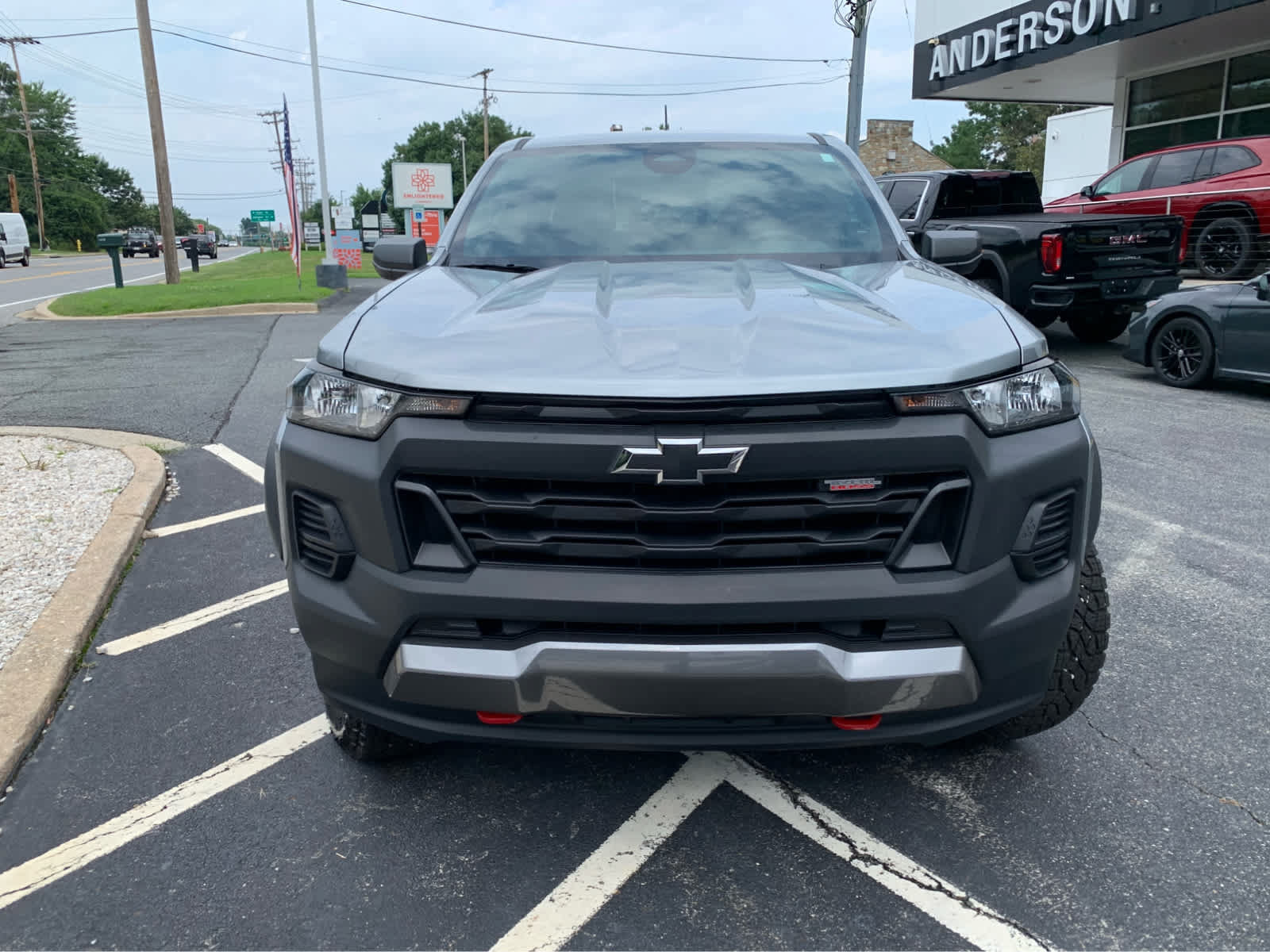 Used 2023 Chevrolet Colorado Trail Boss w/ Advanced Trailering Package AWD/4WD image 2