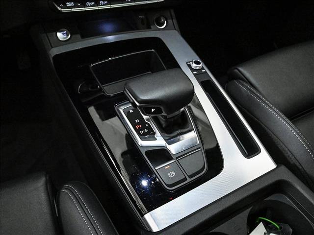 Used 2025 Audi Q5 2.0T Premium image 12