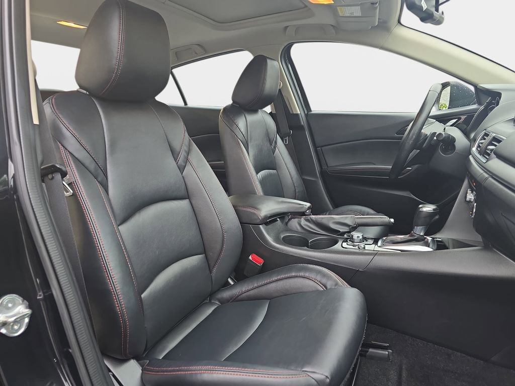 Used 2016 MAZDA MAZDA3 s Touring image 10