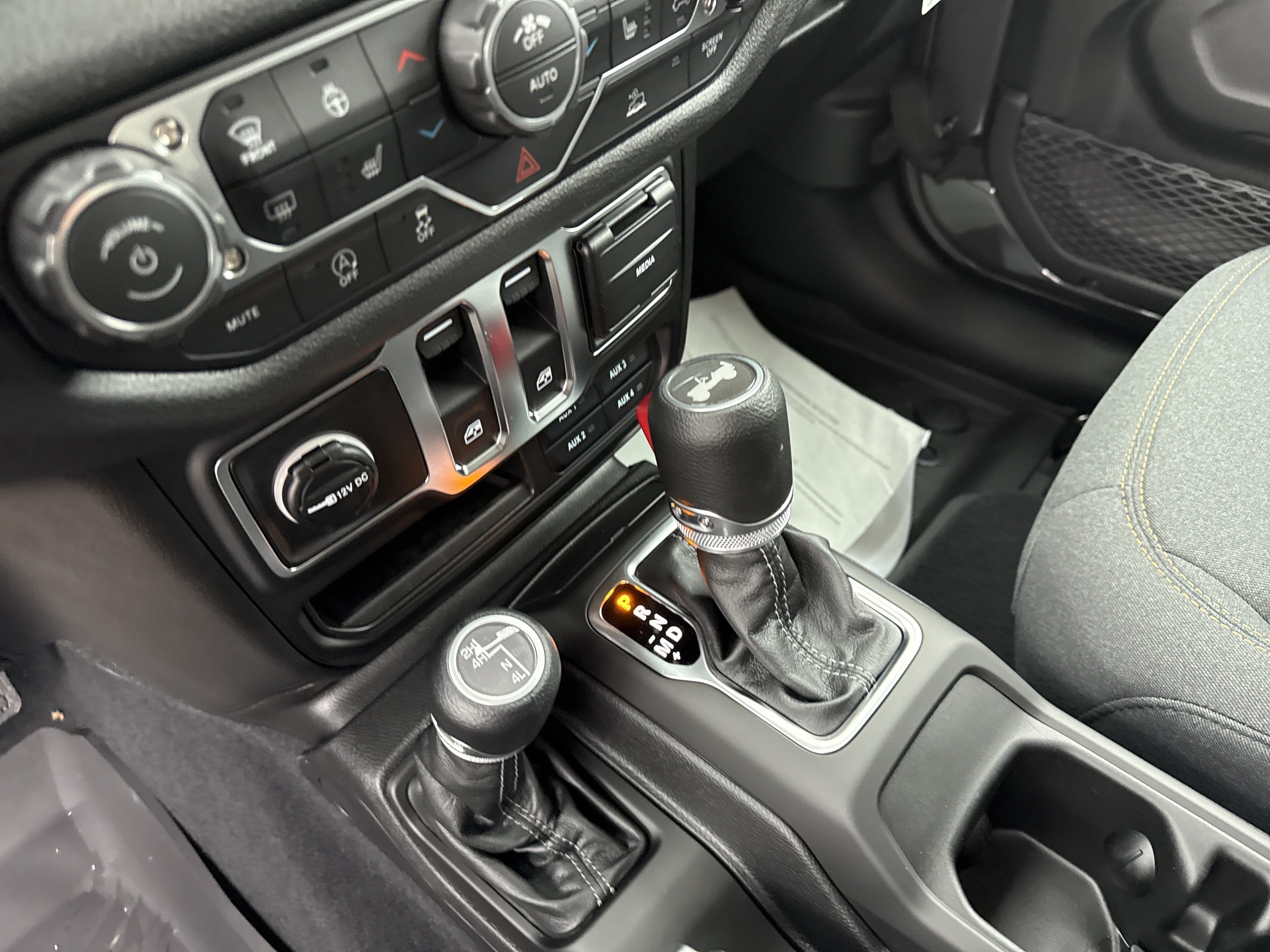 New 2026 Jeep Wrangler Sport AWD/4WD image 28