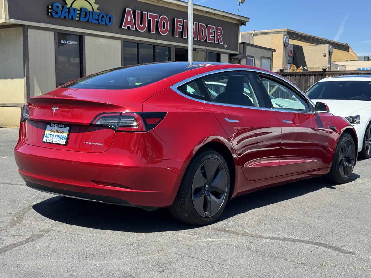 Used 2018 Tesla Model 3 Performance image 12