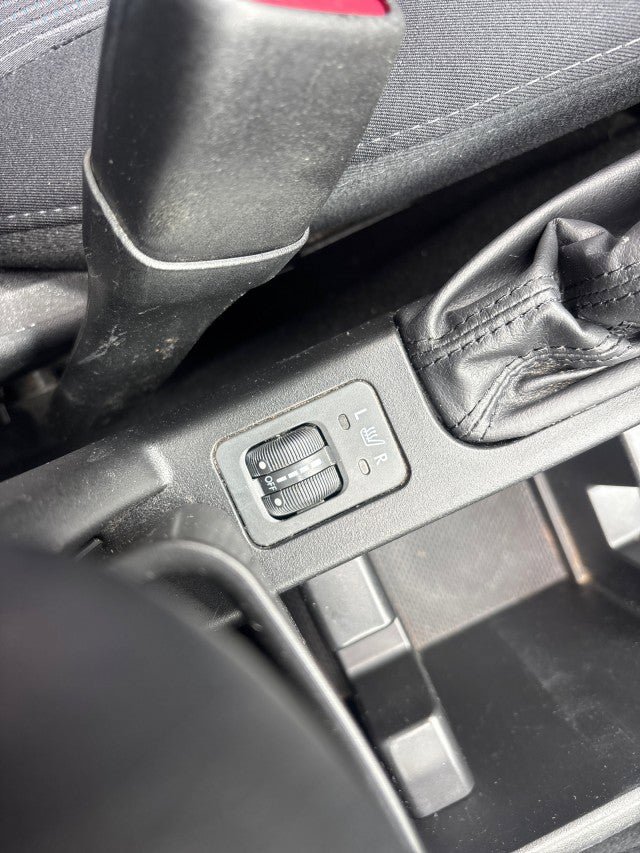 Used 2010 Subaru Forester 2.5X Premium AWD/4WD image 26
