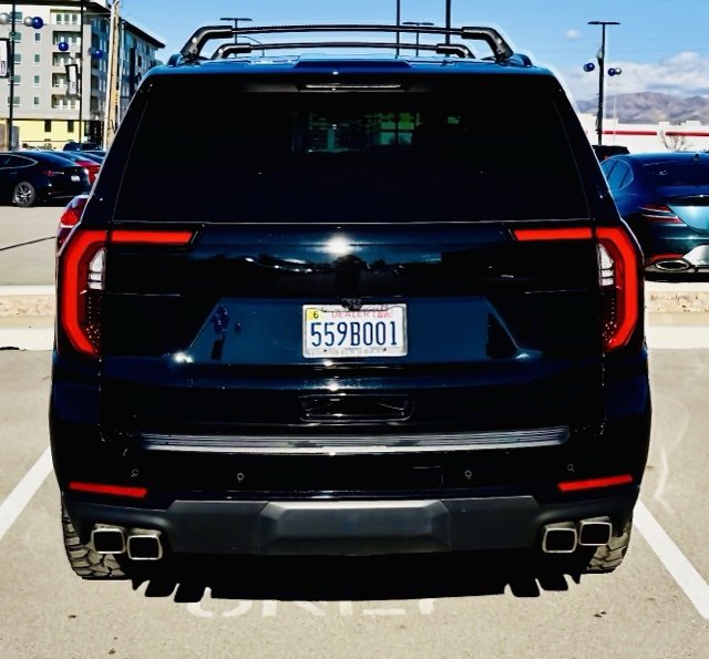 Used 2025 GMC Yukon Denali image 6