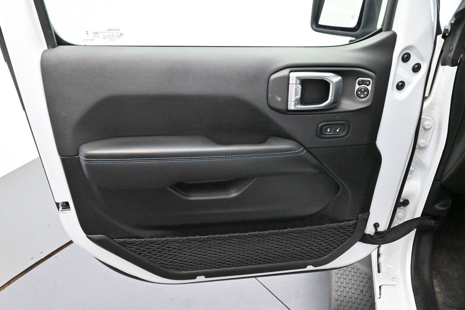Used 2024 Jeep Wrangler High Altitude AWD/4WD image 11