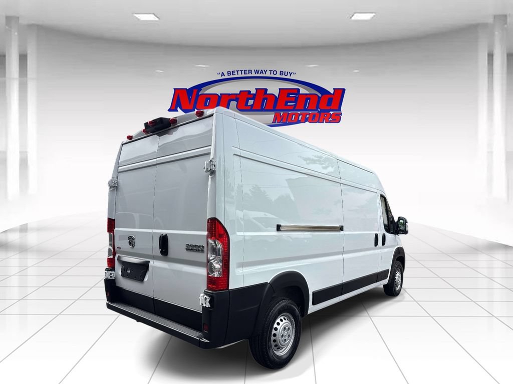 Used 2026 RAM ProMaster 2500 w/ Convenience Group FWD image 3