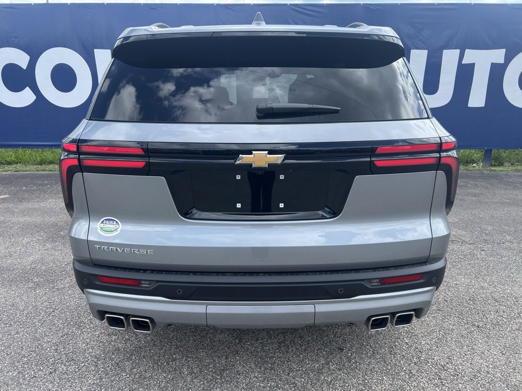 New 2025 Chevrolet Traverse LT image 6