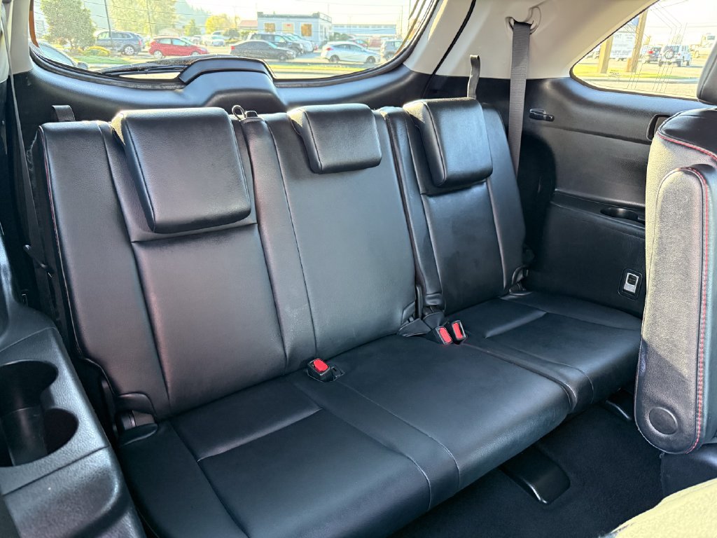 Used 2019 Toyota Highlander SE AWD/4WD image 15