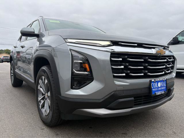 Used 2025 Chevrolet Equinox LT w/ Convenience Package II AWD/4WD image 3
