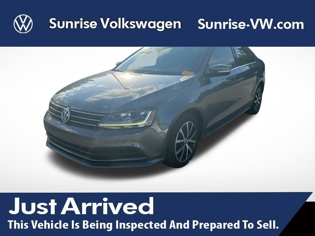Used 2017 Volkswagen Jetta SE FWD video 1