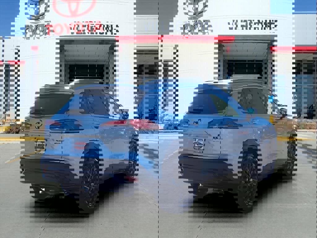 Certified 2026 Toyota Corolla Cross XSE w/ Convenience Package image 7