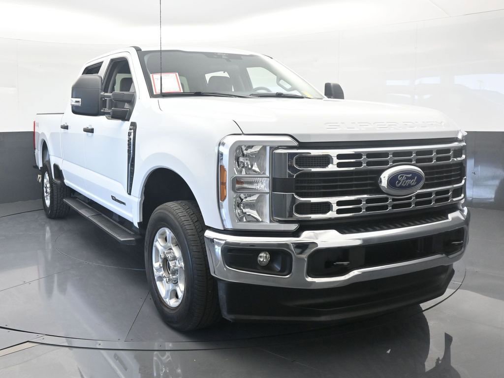 Used 2025 Ford F250 XLT image 9