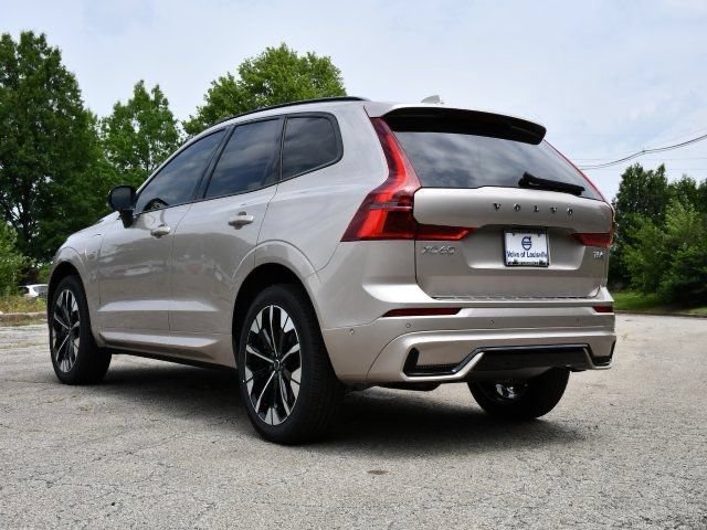 New 2026 Volvo XC60 T8 Ultra w/ Protection Package Premier AWD/4WD image 5