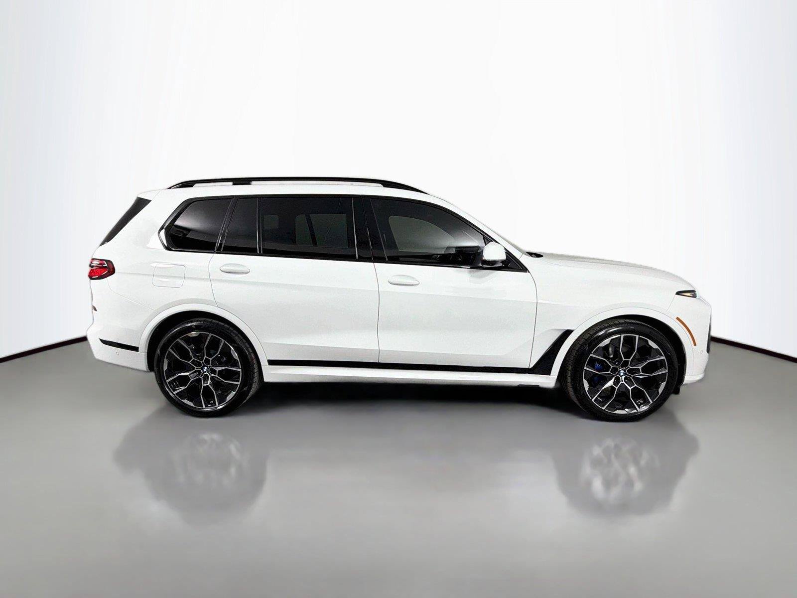 New 2027 BMW X7 xDrive40i w/ Executive Package AWD/4WD image 4