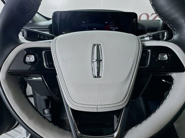 New 2026 Lincoln Aviator Reserve image 11