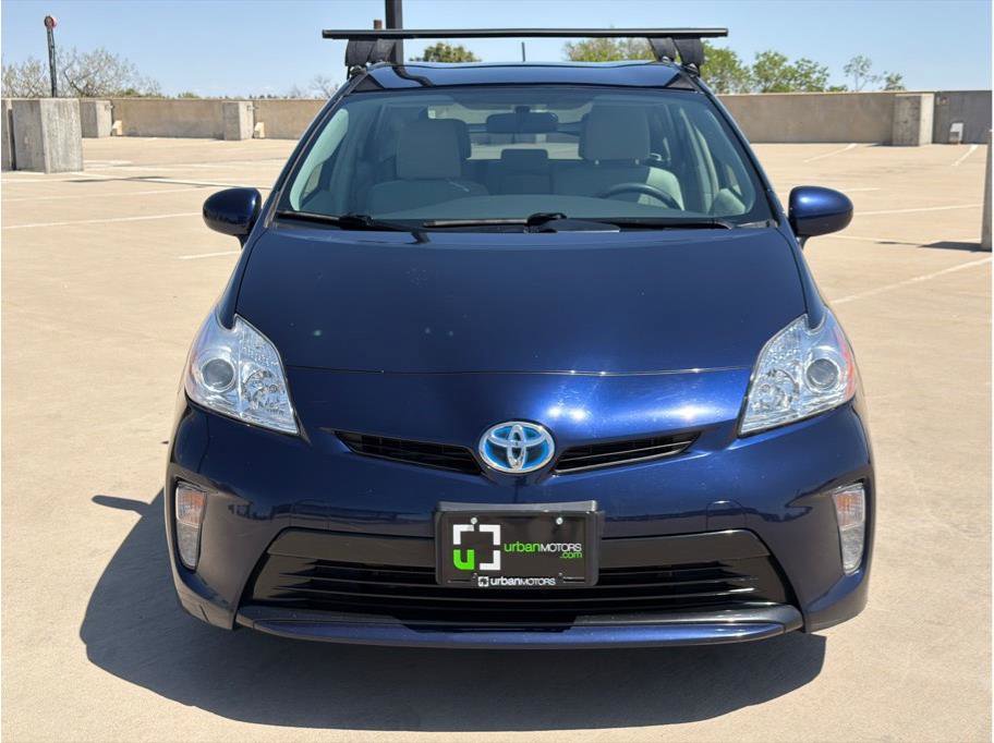 Used 2014 Toyota Prius Two image 2