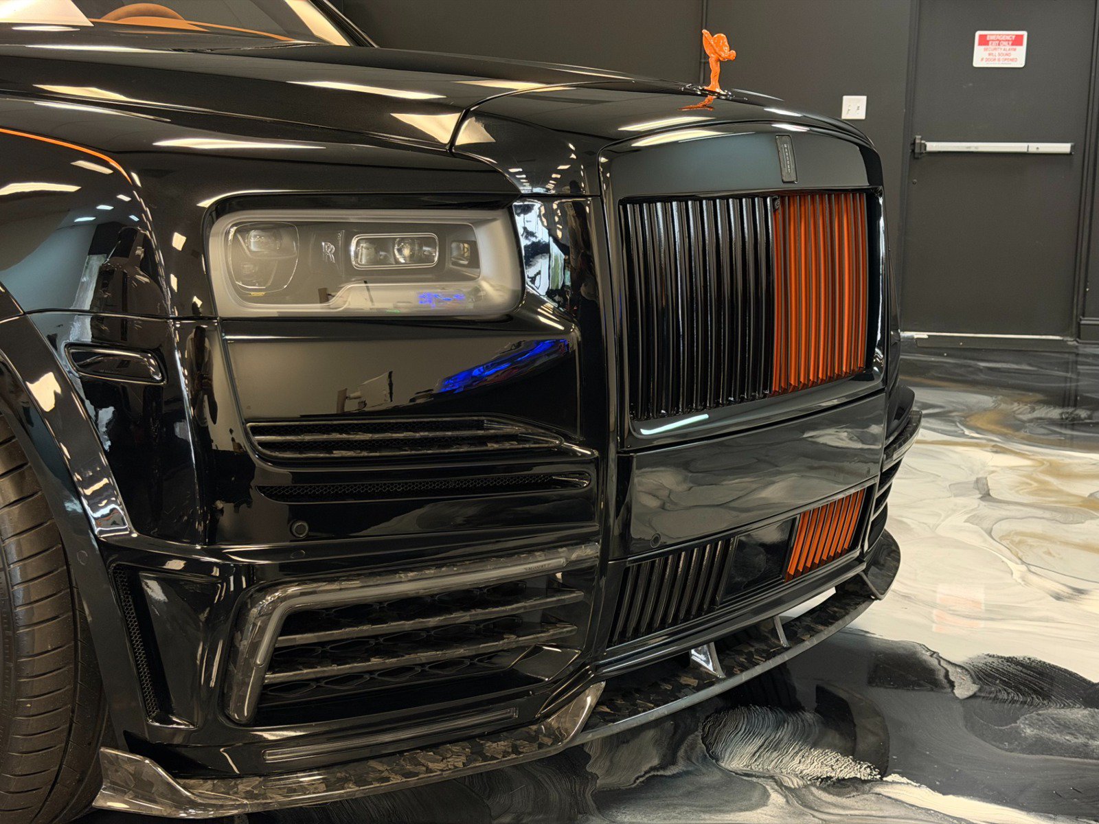 Used 2023 Rolls-Royce Cullinan AWD/4WD image 6