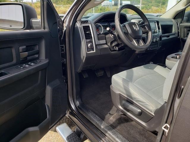 Used 2017 RAM 2500 Tradesman w/ Chrome Appearance Group image 13