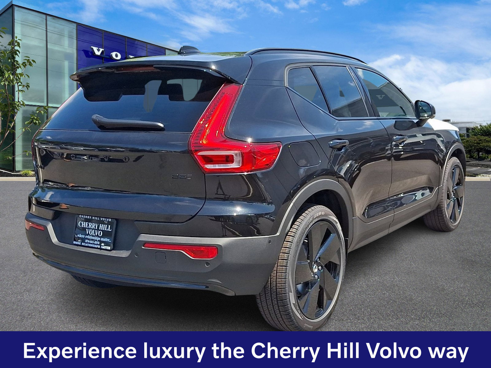 New 2026 Volvo XC40 B5 Ultra w/ Protection Package Premier AWD/4WD image 5