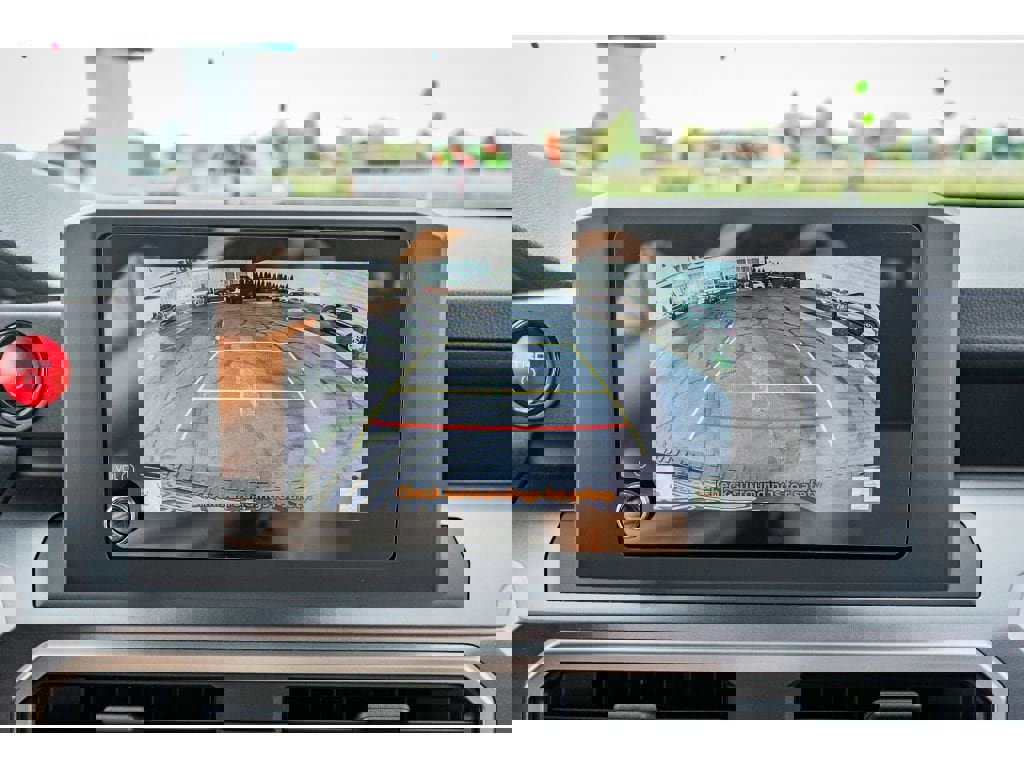 Used 2025 Toyota 4Runner TRD Off-Road image 16