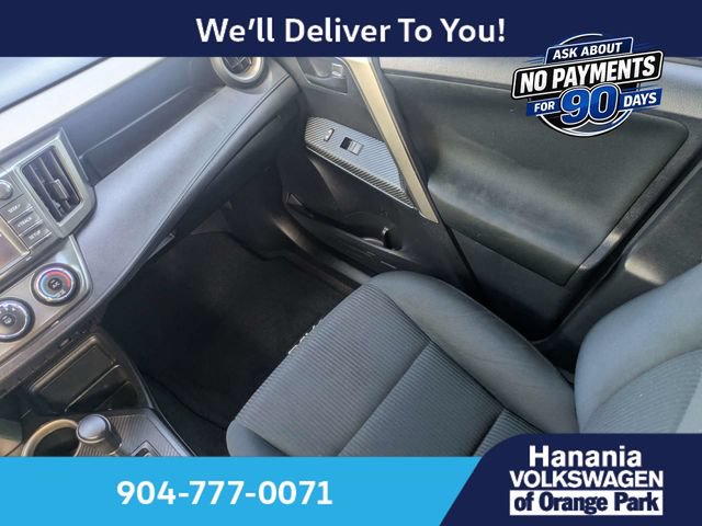 Used 2014 Toyota RAV4 LE FWD image 16