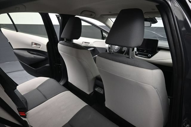Used 2025 Toyota Corolla LE FWD image 22