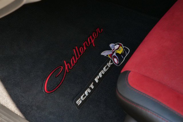 Used 2023 Dodge Challenger R/T Scat Pack RWD image 23