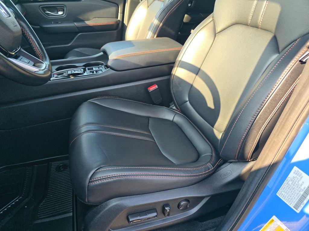 Used 2025 Honda Pilot TrailSport image 18