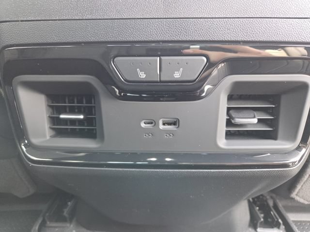 New 2026 Chevrolet Silverado 2500 ZR2 AWD/4WD image 18