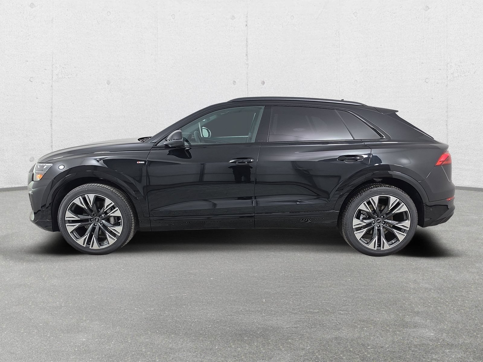 New 2026 Audi Q8 Premium Plus AWD/4WD image 4