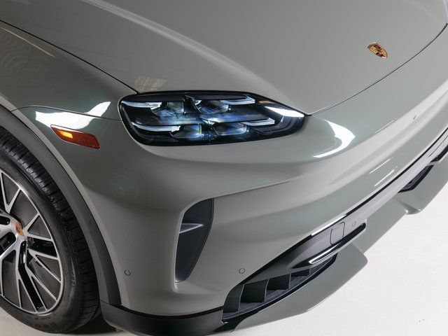 New 2026 Porsche Cayenne Electric AWD/4WD image 33