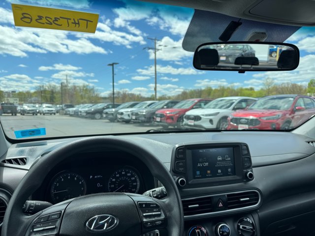 Used 2018 Hyundai Kona SE AWD/4WD image 17