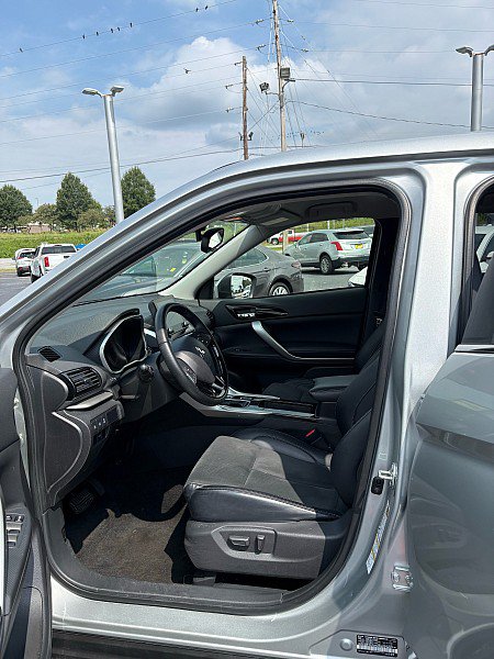 Used 2025 Mitsubishi Eclipse Cross SEL AWD/4WD image 10