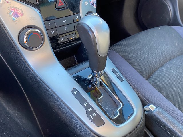 Used 2014 Chevrolet Cruze LT FWD image 9