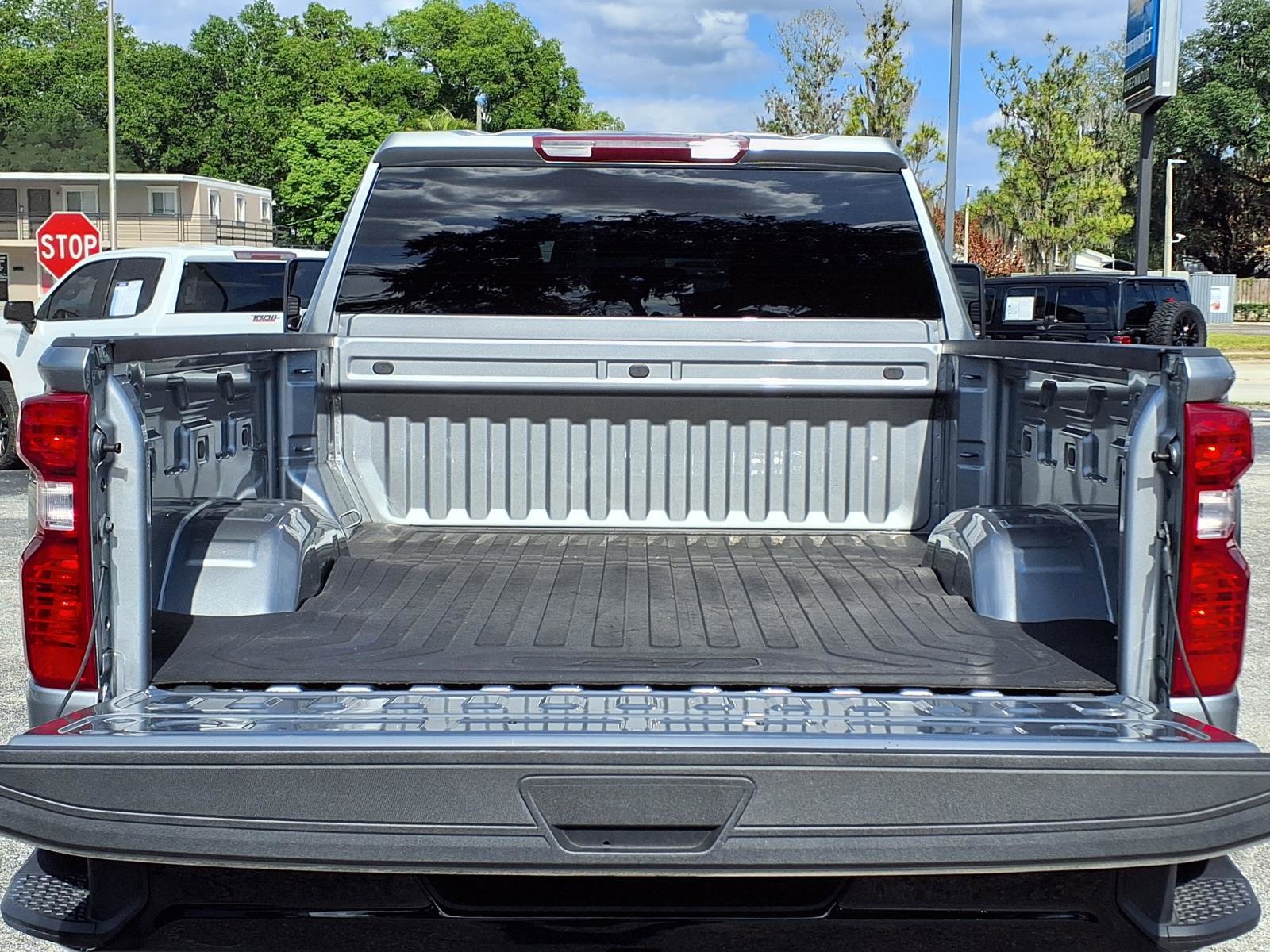 Used 2025 Chevrolet Silverado 2500 Custom w/ Custom Convenience Package AWD/4WD image 7
