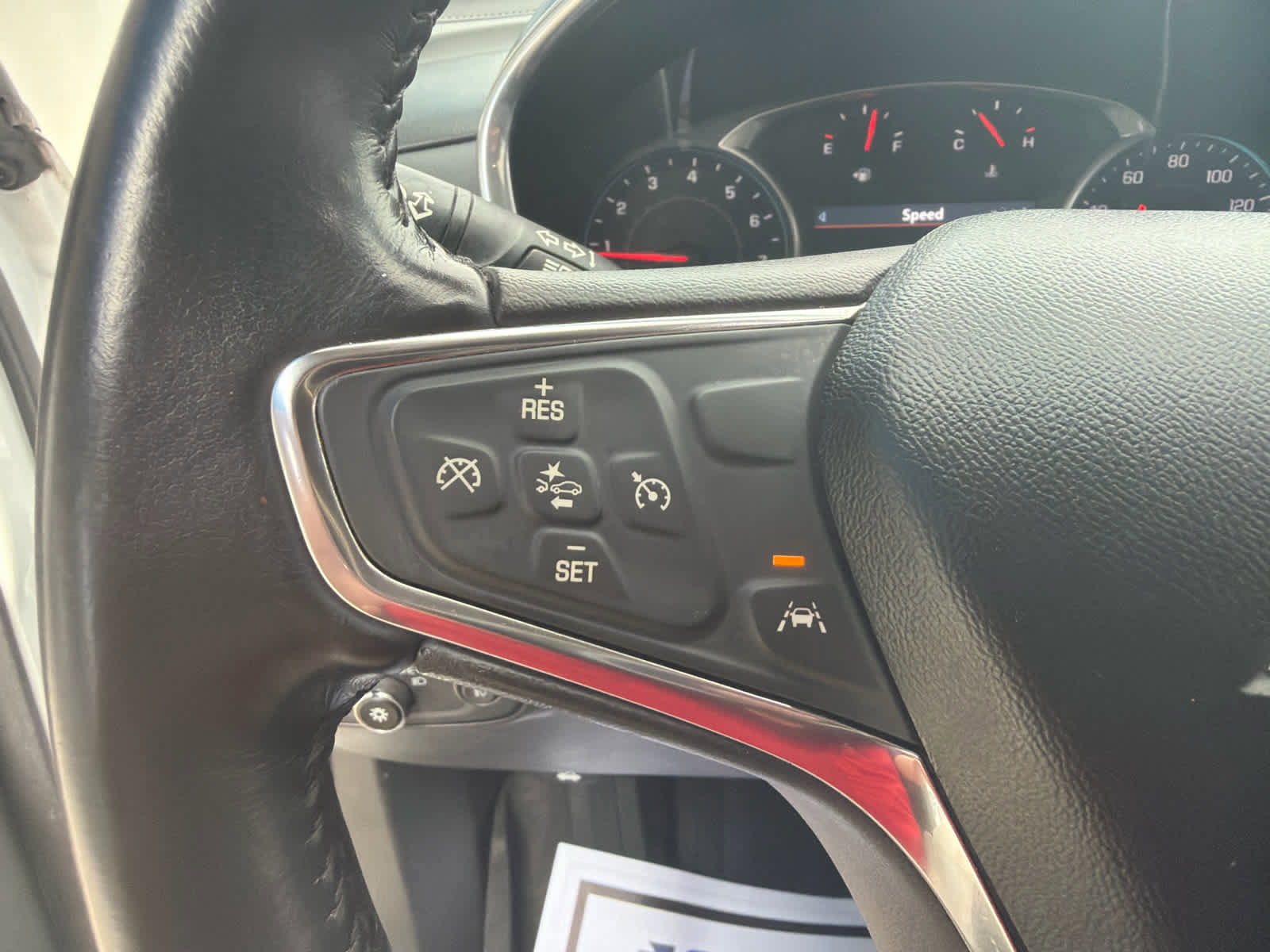 Used 2021 Chevrolet Equinox Premier w/ Redline Edition FWD image 16