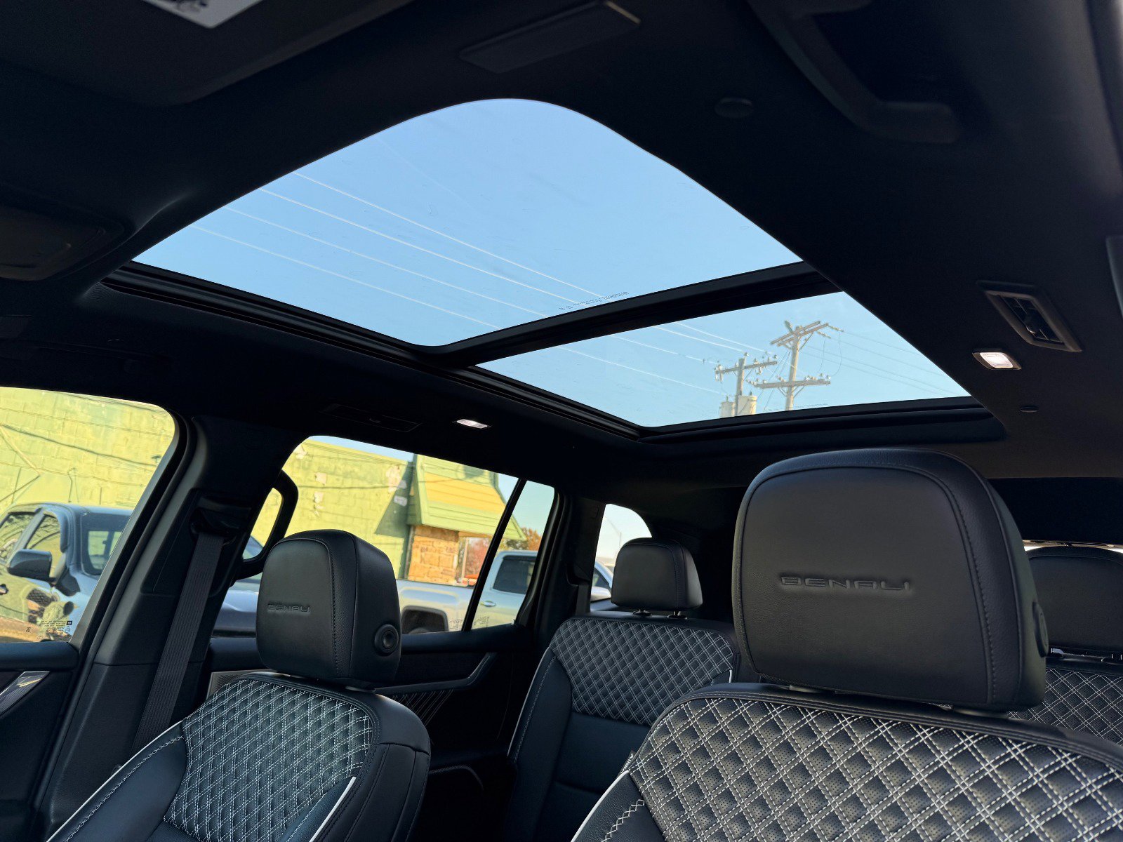 Certified 2024 GMC Acadia Denali w/ Super Cruise Package image 31