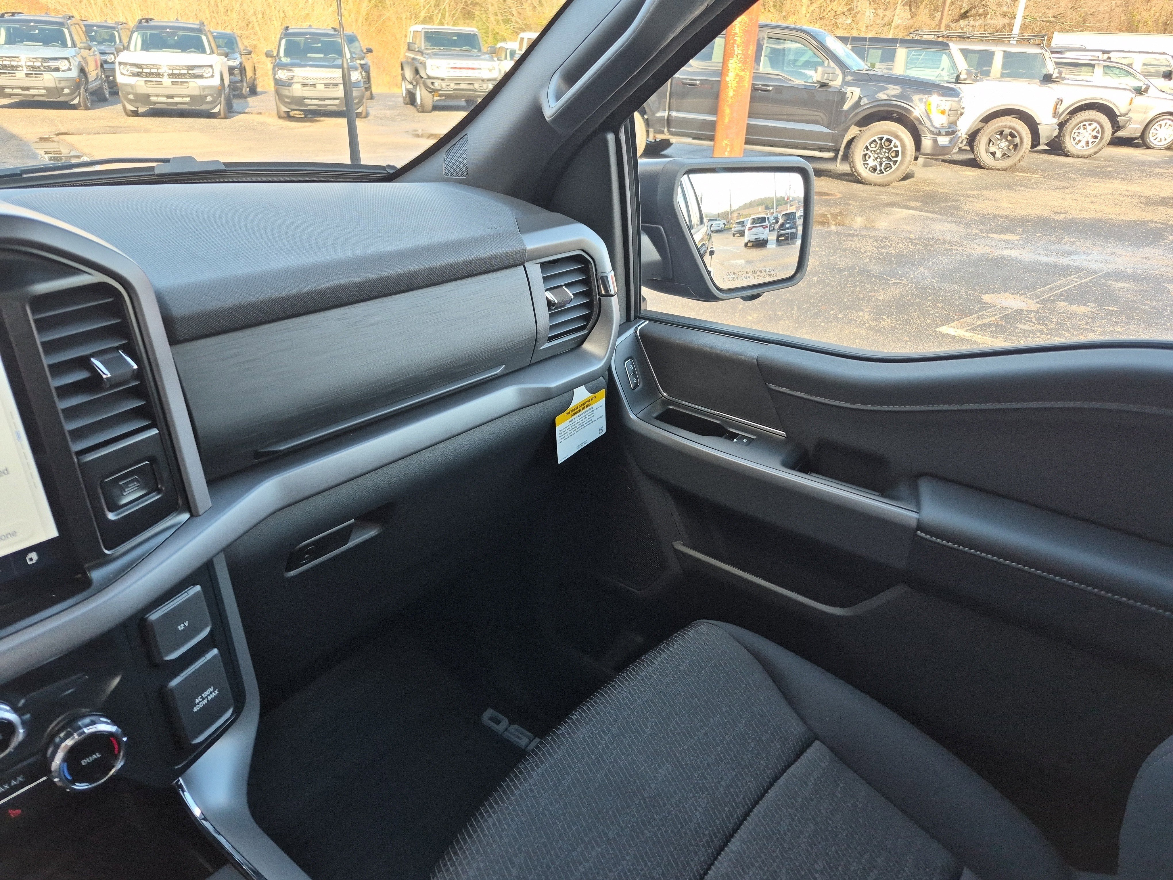 New 2025 Ford F150 XLT w/ Equipment Group 302A MID AWD/4WD image 19