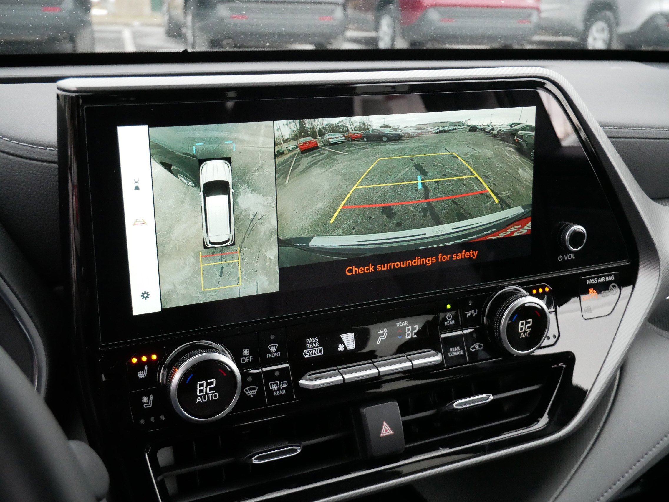 Certified 2026 Toyota Highlander Platinum image 33