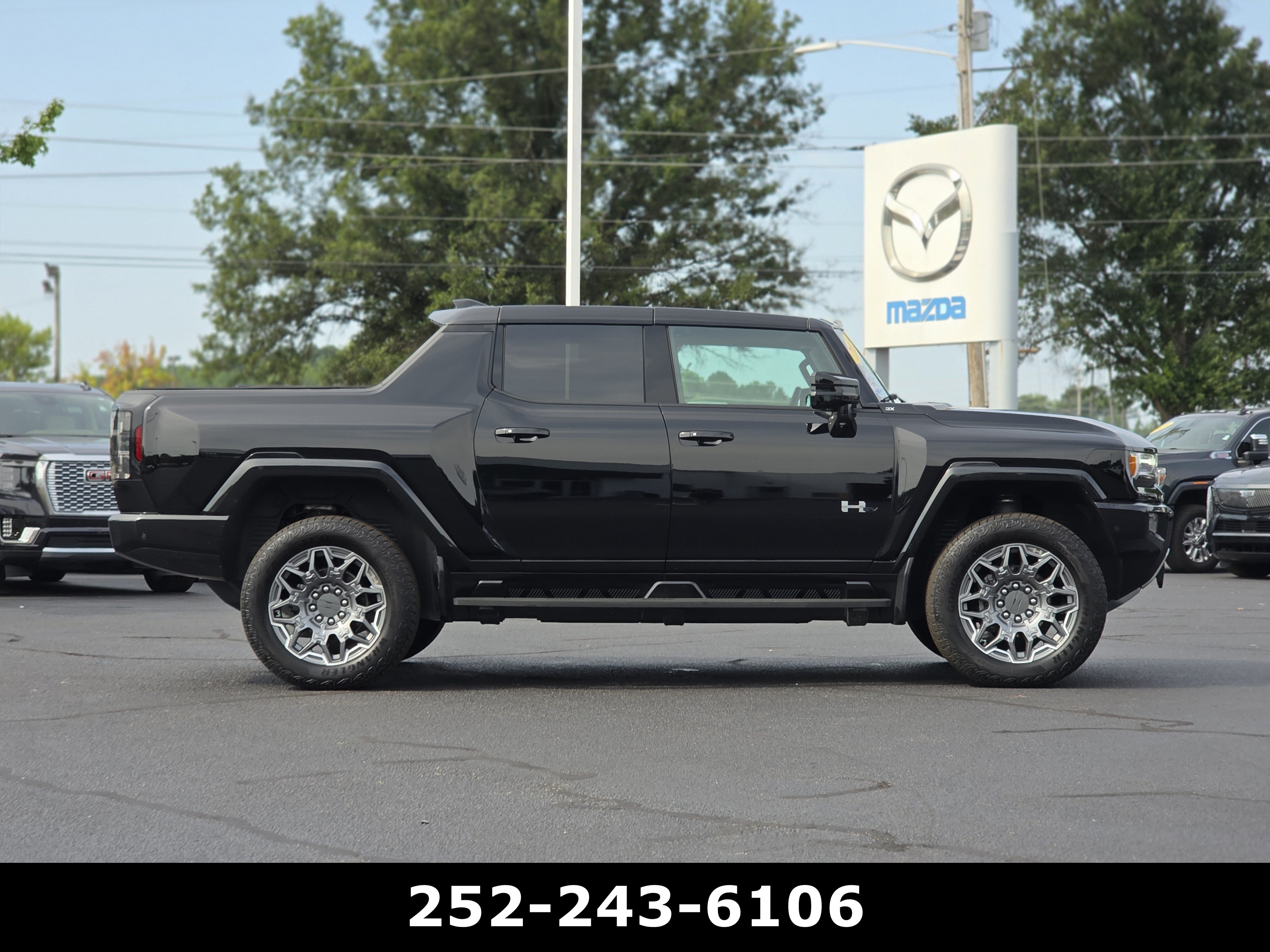 Used 2025 GMC Hummer EV 3X AWD/4WD image 8