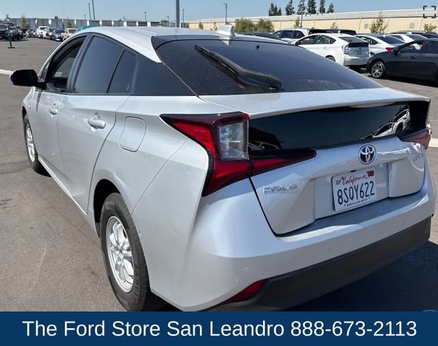 Used 2020 Toyota Prius LE w/ Carpet Mat Package FWD image 5
