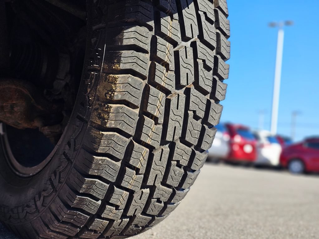 Used 2014 Ford F150 FX4 w/ FX Appearance Package AWD/4WD image 46