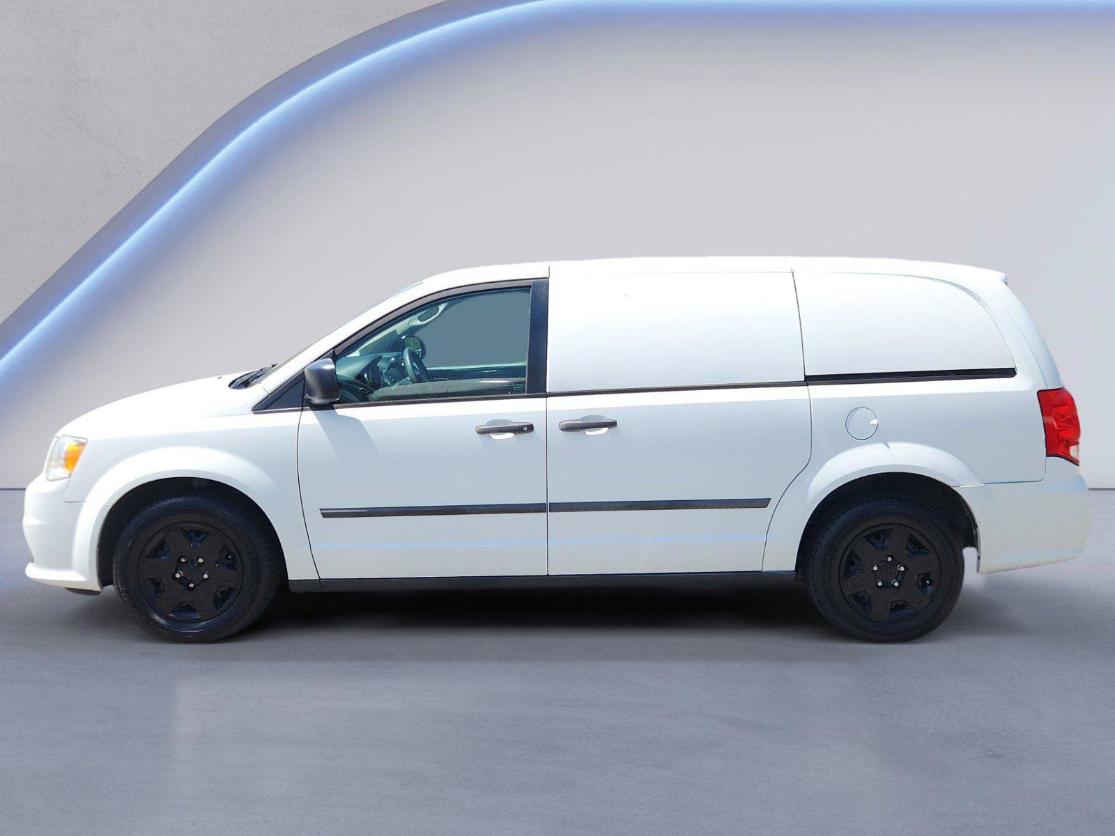 Used 2013 RAM C/V Tradesman FWD image 6