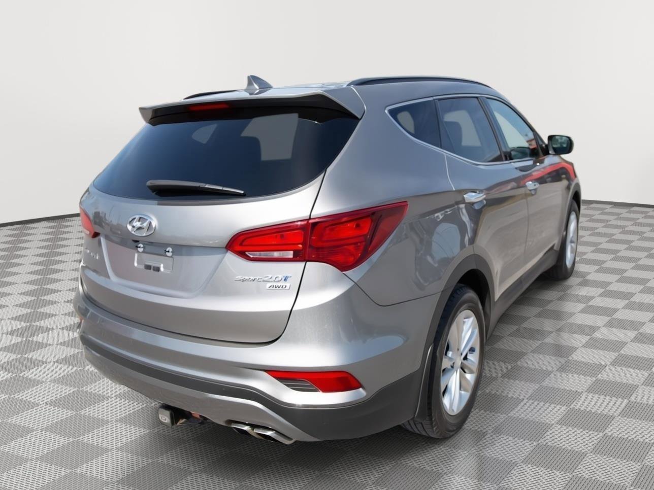 Used 2018 Hyundai Santa Fe Sport 2.0T image 5