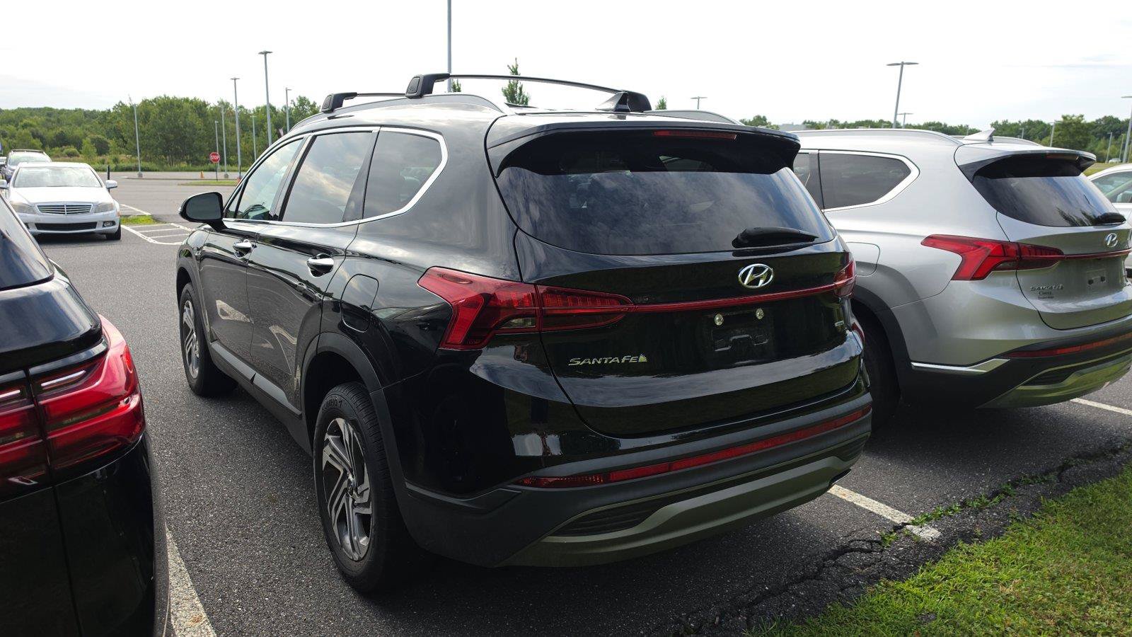 Certified 2023 Hyundai Santa Fe SEL AWD/4WD image 4