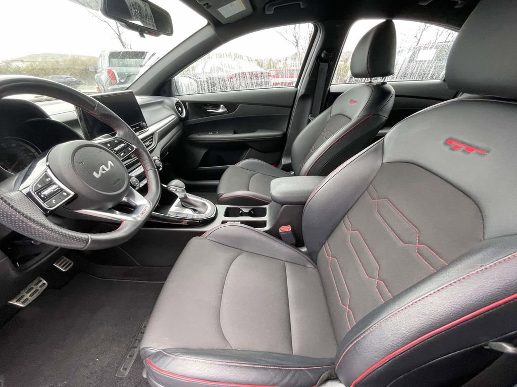Used 2023 Kia Forte GT image 28
