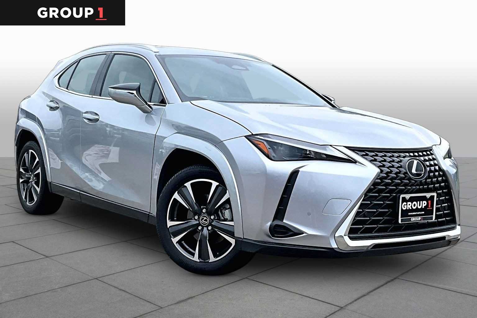 Certified 2025 Lexus UX 300h FWD w/ Accessory Package (Z1) image 3