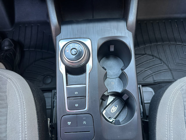 Used 2022 Ford Escape SE w/ SE Sport Appearance Package image 24